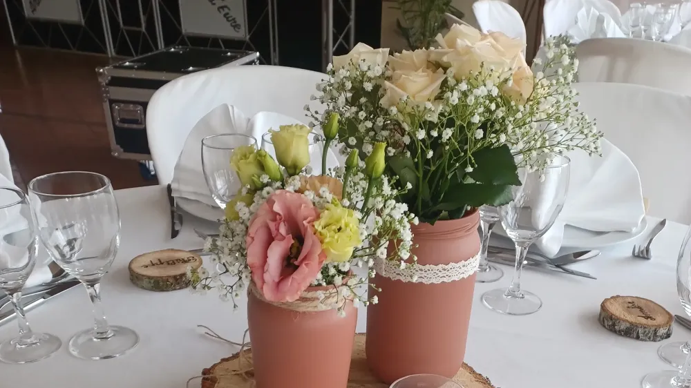 composition-mariage-table-au-lys-d-or